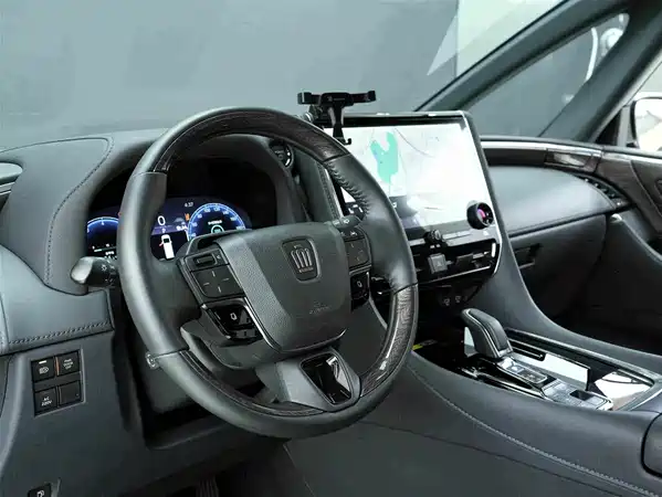 Toyota Vellfire 2024