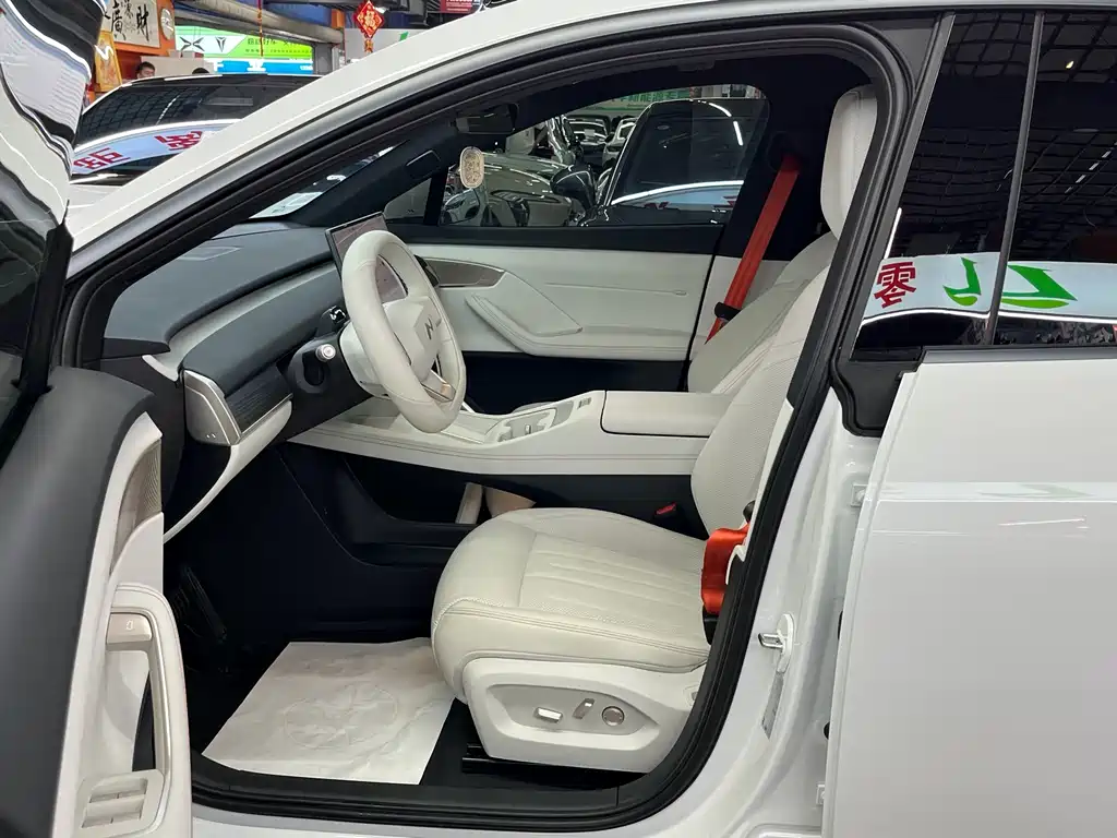 ONVO L60 2025