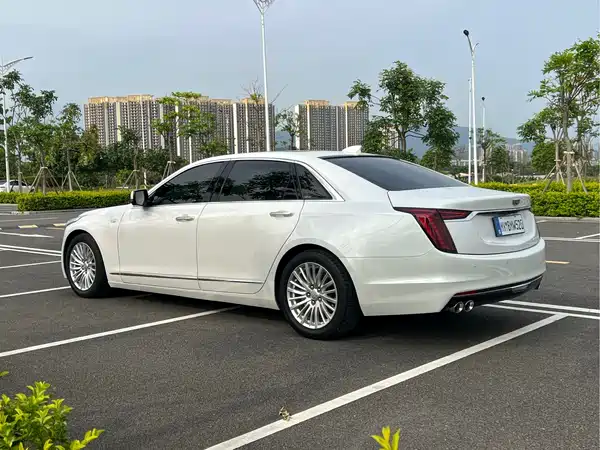 Cadillac CT6 2021
