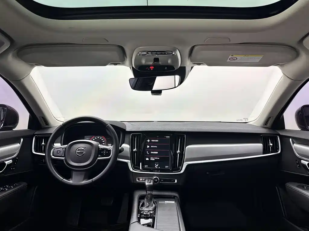Volvo S90 2019 — фото 8