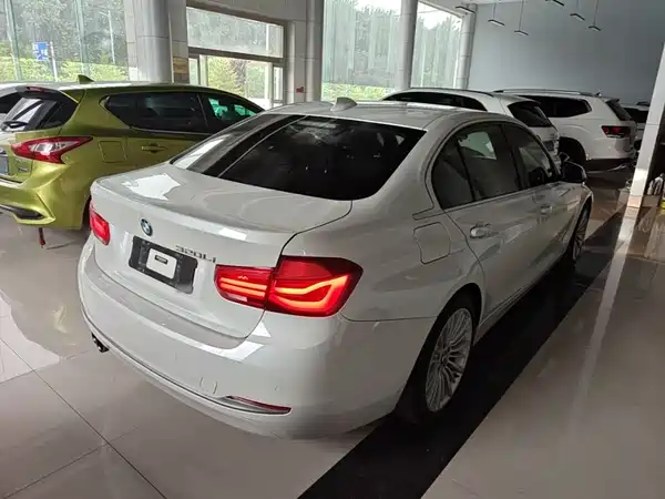 BMW 3 Series 2018