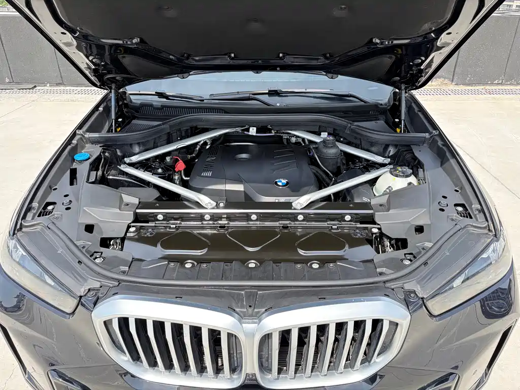 BMW X5 2025 — фото 13