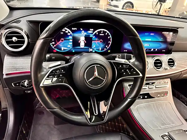 Mercedes-Benz E-Class 2021
