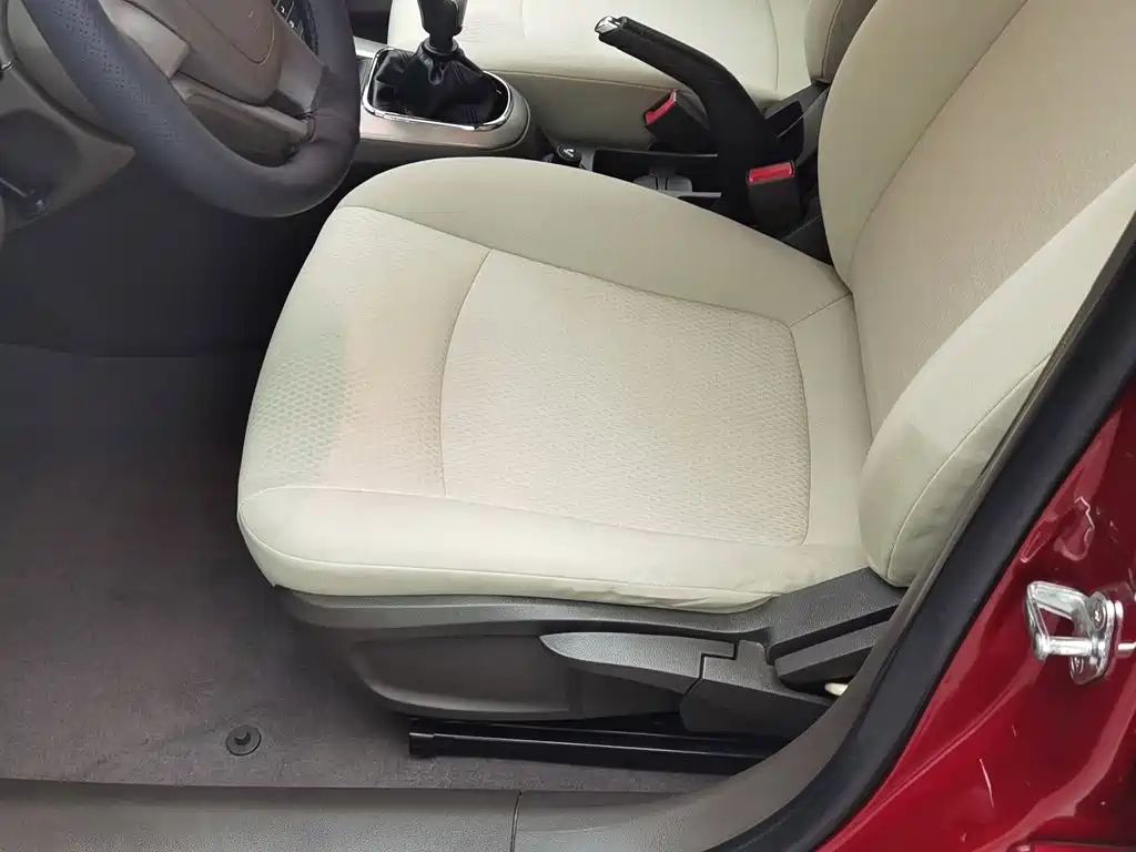 Chevrolet Cruze 2015 — фото 20
