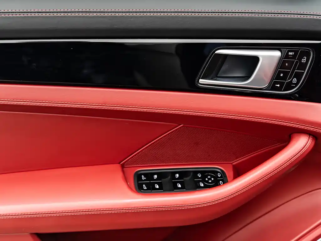 Porsche Panamera 2020 — фото 17