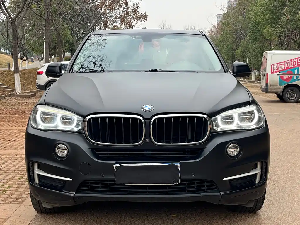 BMW X5 2018 — фото 2