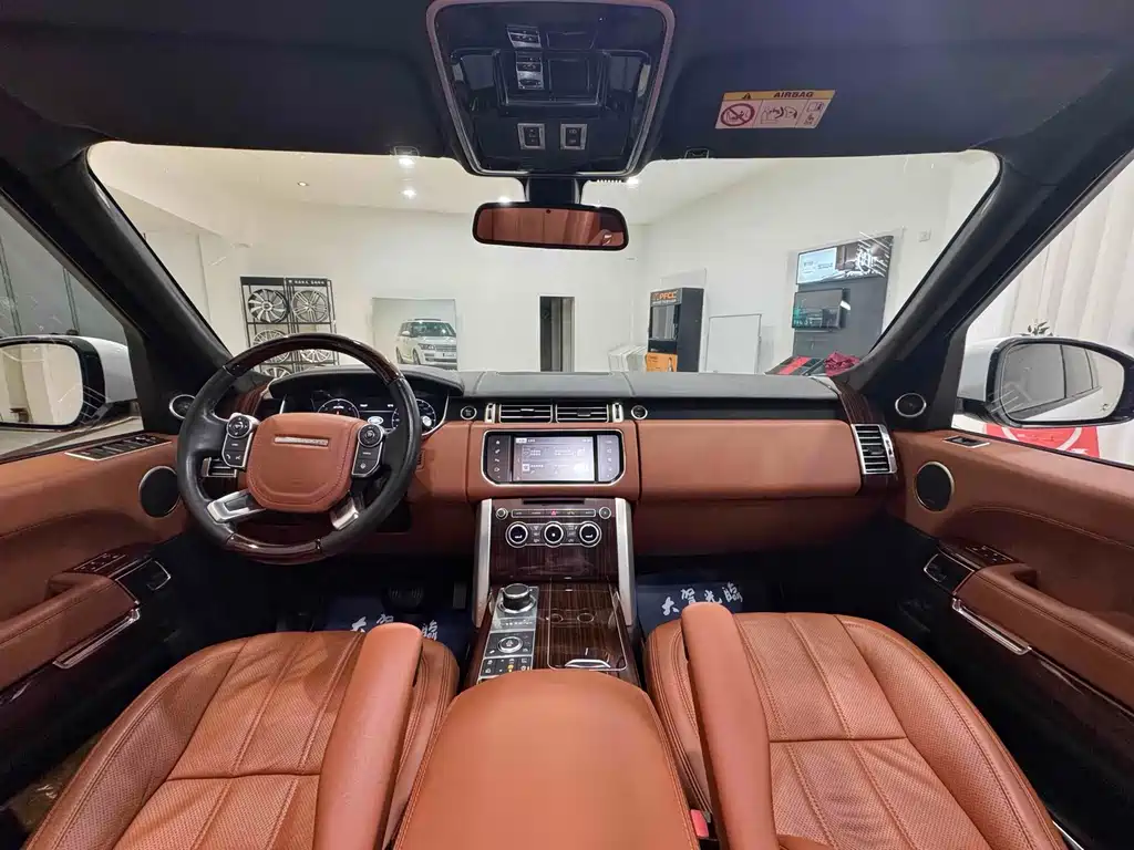 Land Rover Range Rover 2017 — фото 18
