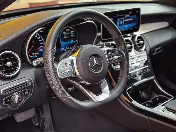Mercedes-Benz C-Class 2020