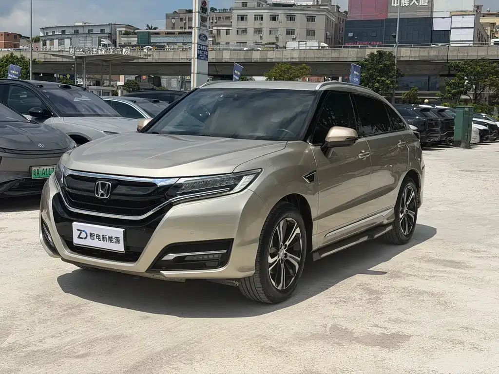 Honda UR-V 2017 — фото 1