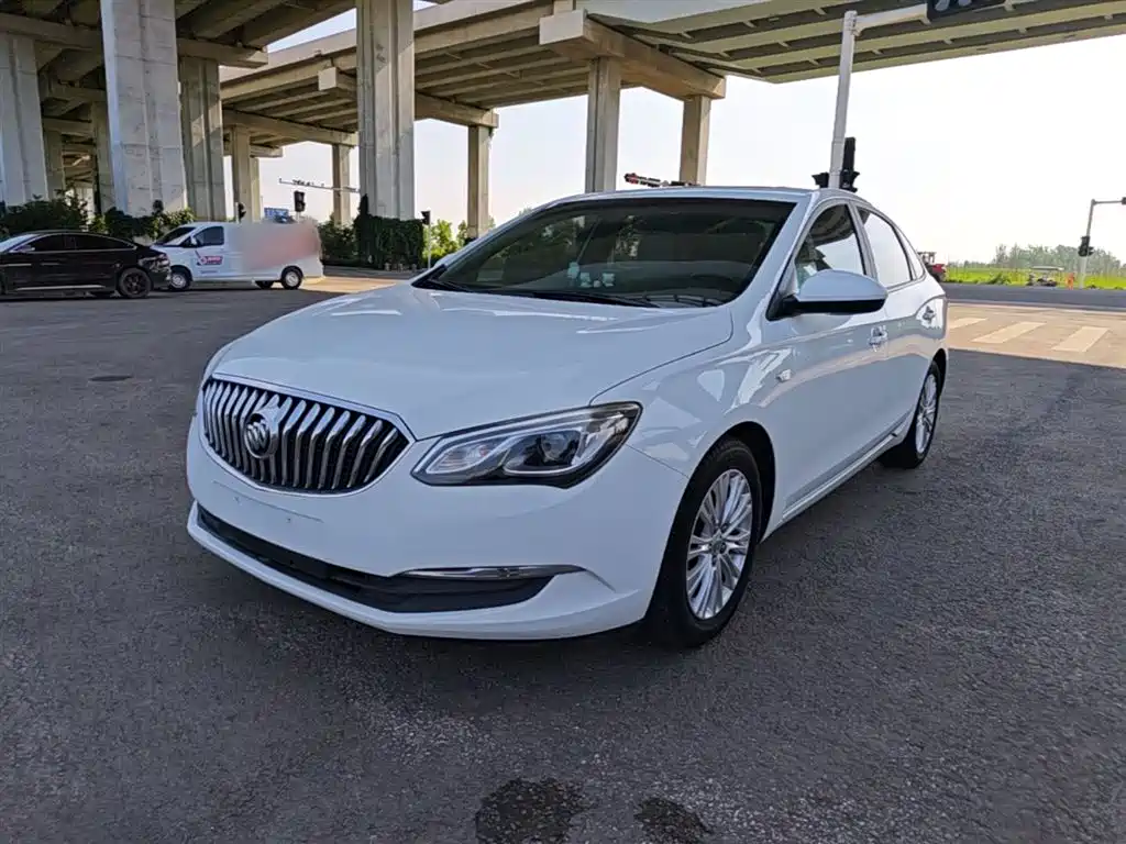 Buick Excelle 2017 — фото 2