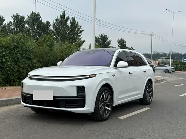 Li Auto L7 2024
