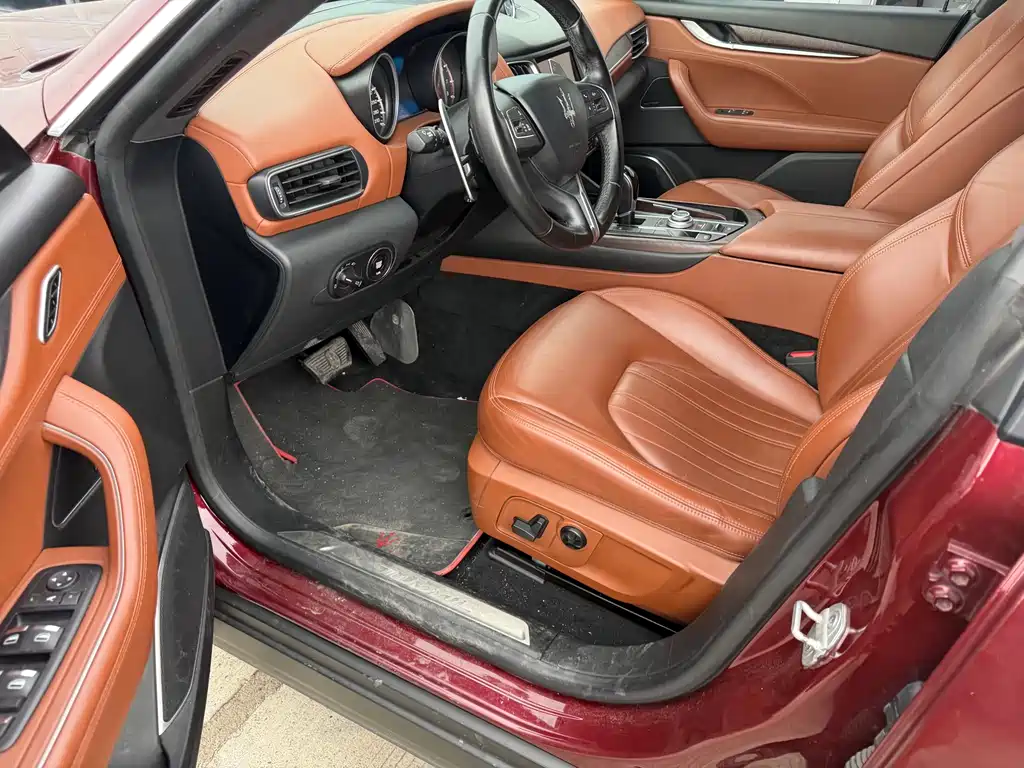 Maserati Levante 2016