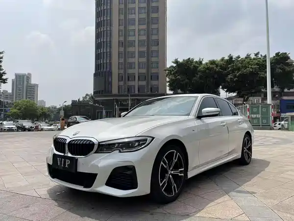 BMW 3 Series 2022