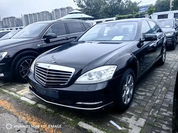 Mercedes-Benz S-Class 2012