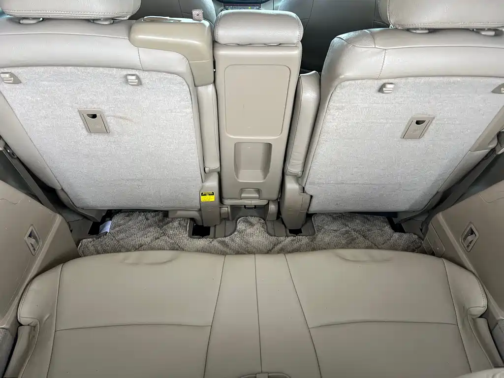 Toyota Highlander 2010 — фото 15