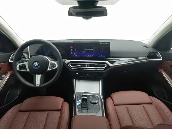 BMW i3 2024