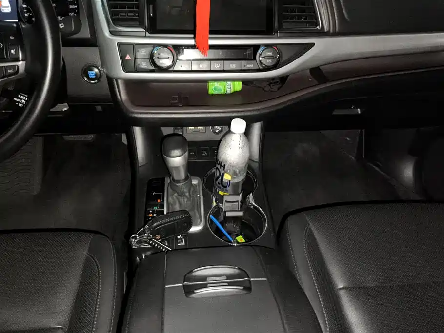 Toyota Highlander 2021 — фото 16