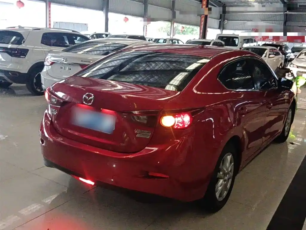 Mazda 3 Axela 2017 — фото 7
