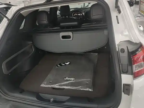 Jeep Cherokee 2016