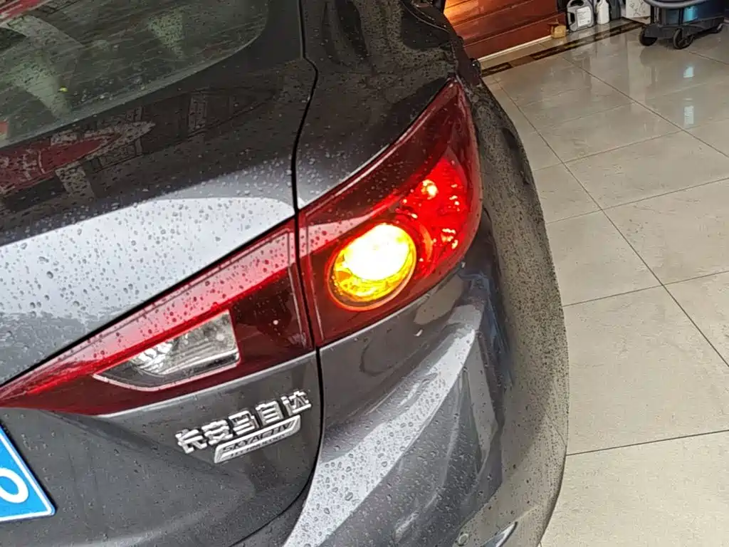 Mazda 3 Angkesela 2019 — фото 8