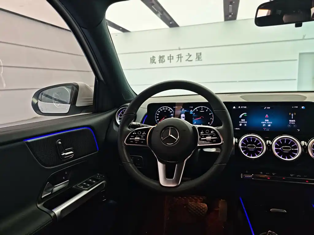 Mercedes-Benz GLB 2023 — фото 12