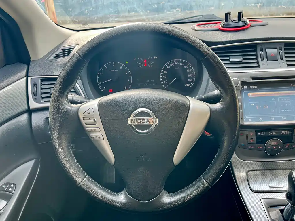 Nissan Sylphy 2014 — фото 13