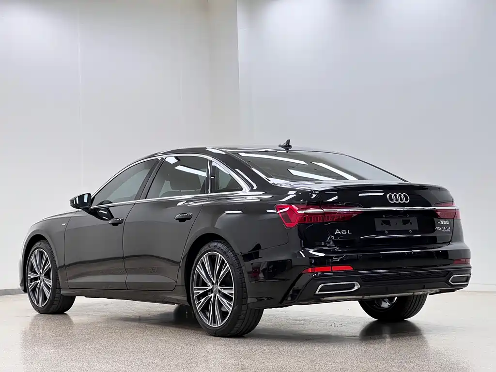Audi A6L 2021 — фото 31