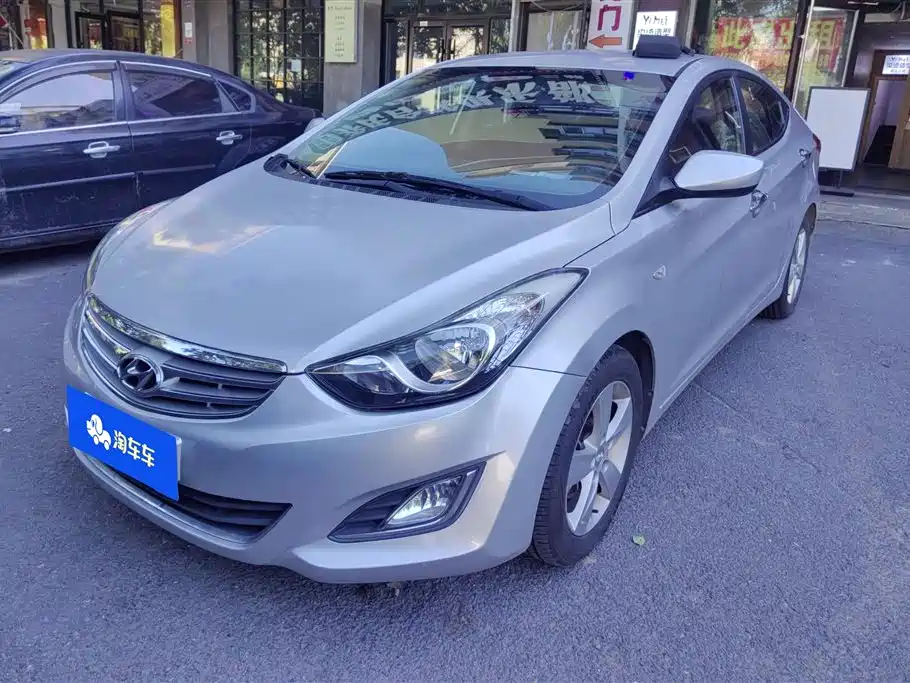 Hyundai Elantra Langdong 2013