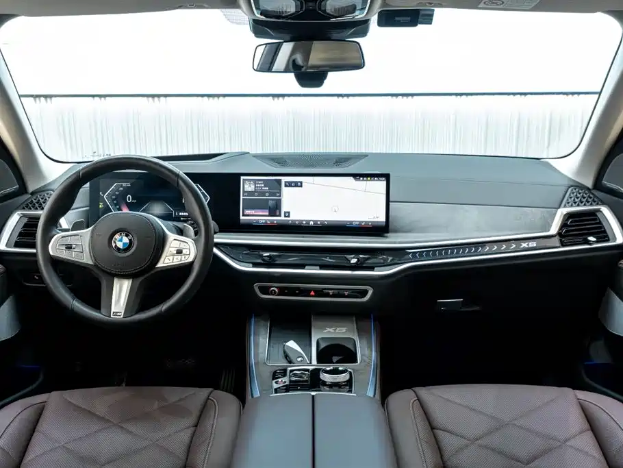 BMW X5 2025 — фото 18