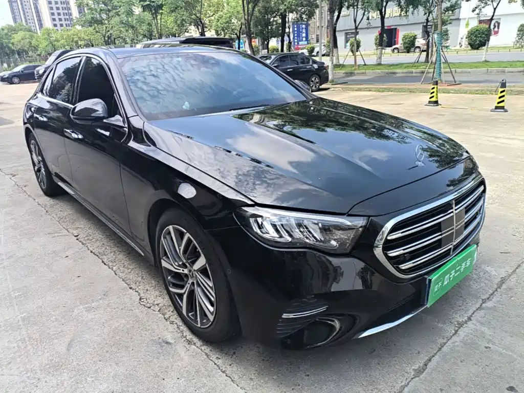 Mercedes-Benz E-Class 2025