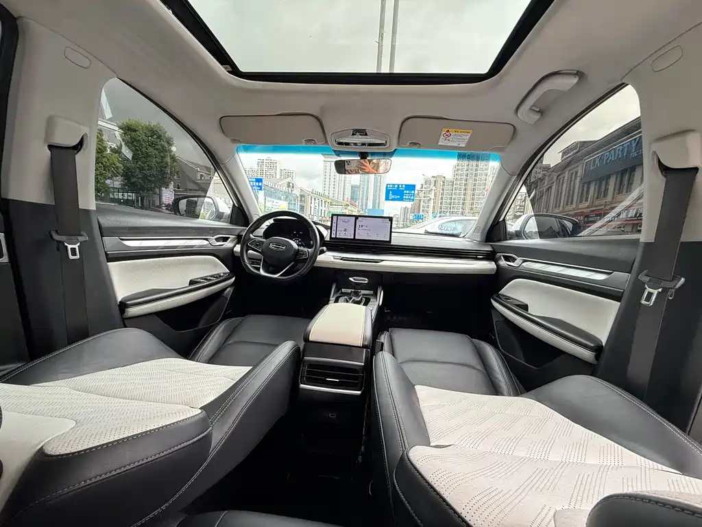 Geely Emgrand L 2023 — фото 10
