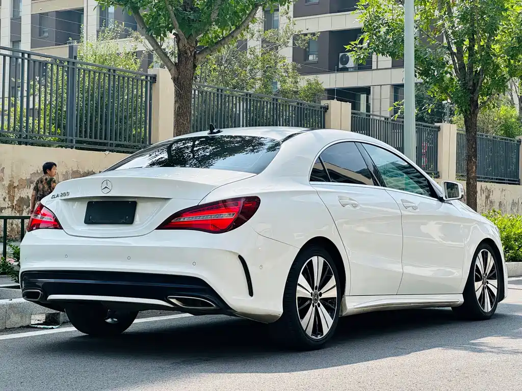 Mercedes-Benz CLA 2018 — фото 16