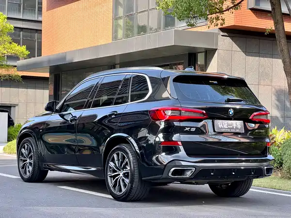 BMW X5 2019