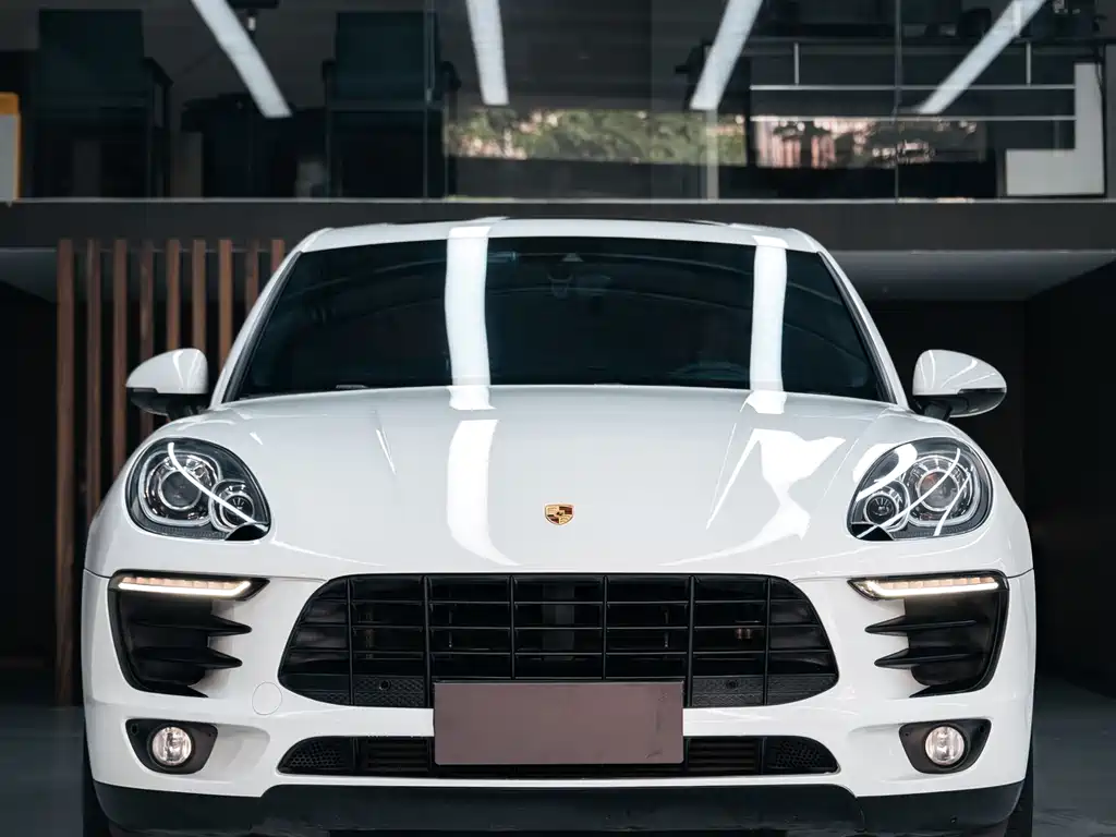 Porsche Macan 2018 — фото 2