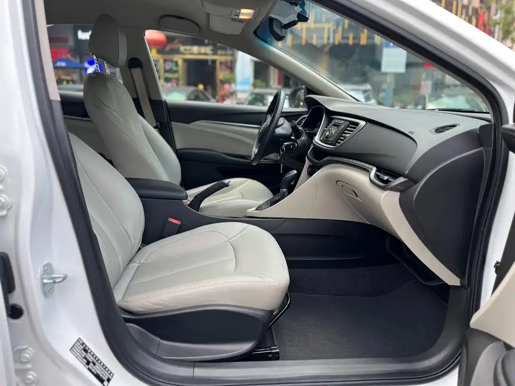 Buick Excelle 2019 — фото 3