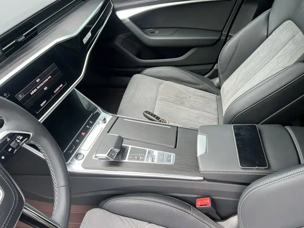 Audi A6L 2024 — фото 19