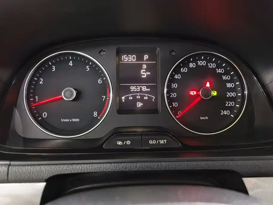 Volkswagen Gran Lavida 2015 — фото 14