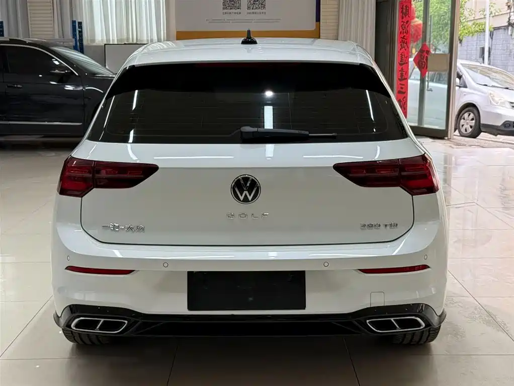 Volkswagen Golf 2022