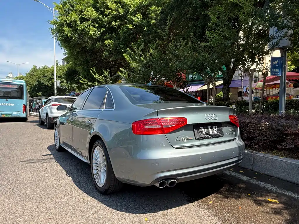 Audi A4L 2014 — фото 10