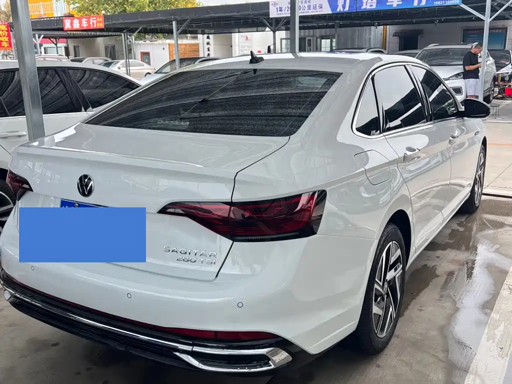 Volkswagen Sagitar 2023