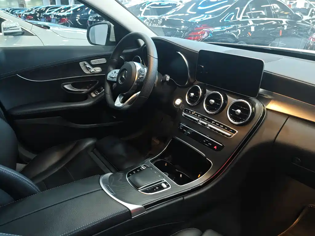 Mercedes-Benz C-Class 2021 — фото 13