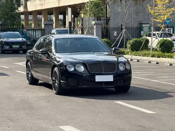 Bentley Flying Spur 2011