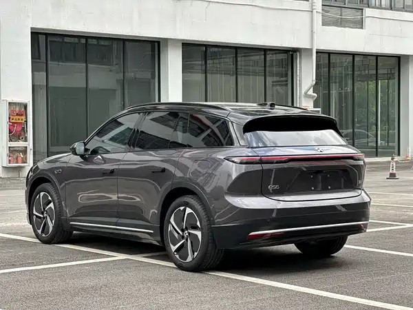 NIO ES6 2025