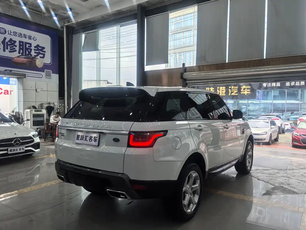 Land Rover Sport PHEV 2019 — фото 6