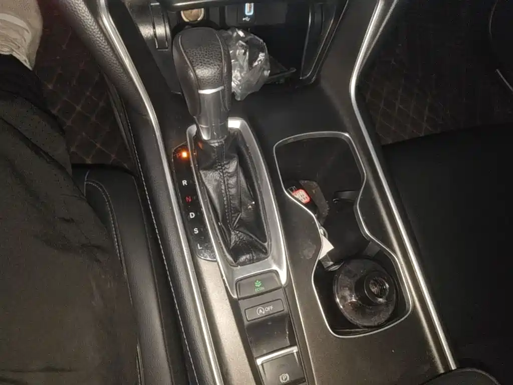 Honda Accord 2019 — фото 14