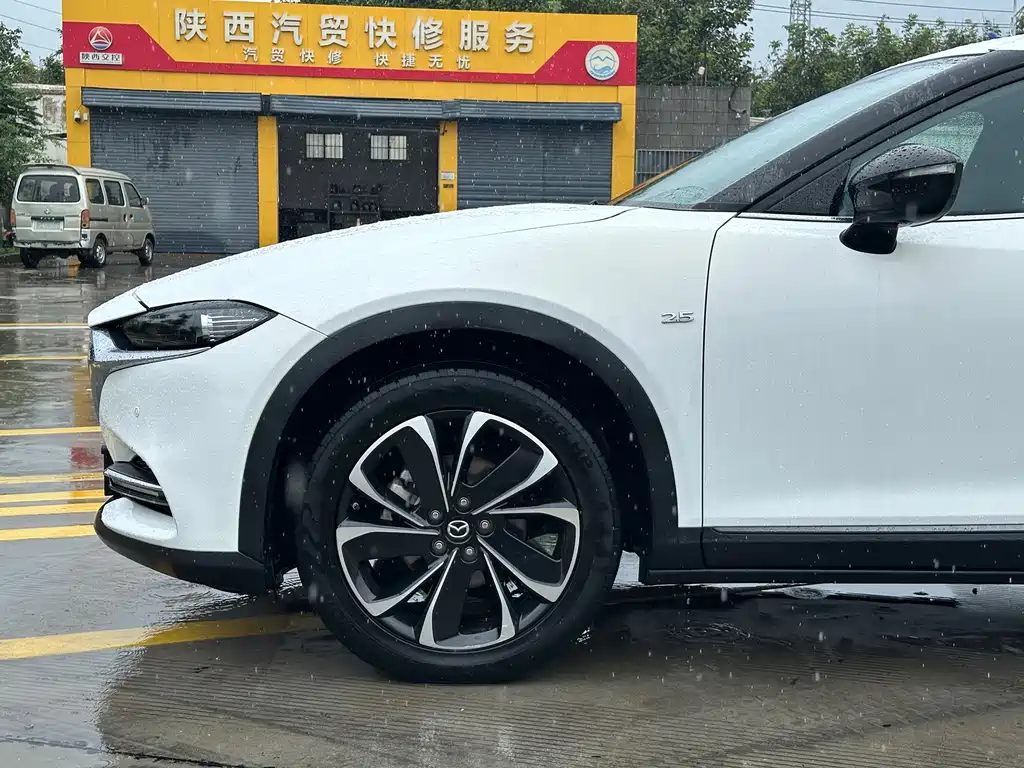 Mazda CX-4 2020 — фото 8