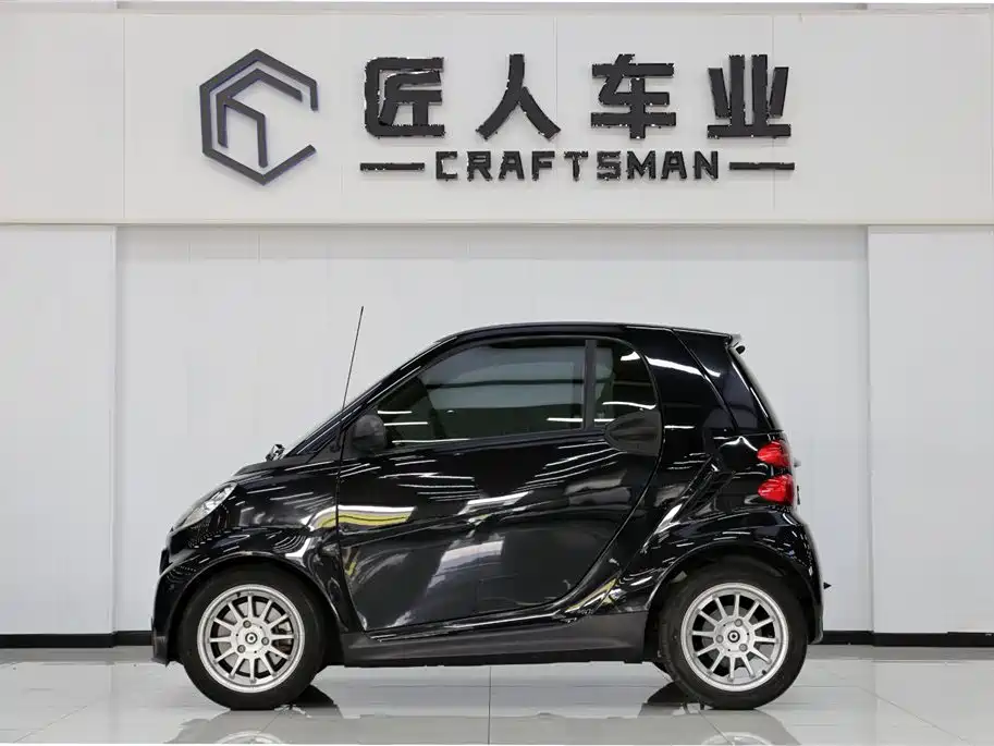 smart Fortwo 2012 — фото 4