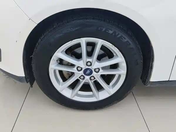 Ford Focus 2016