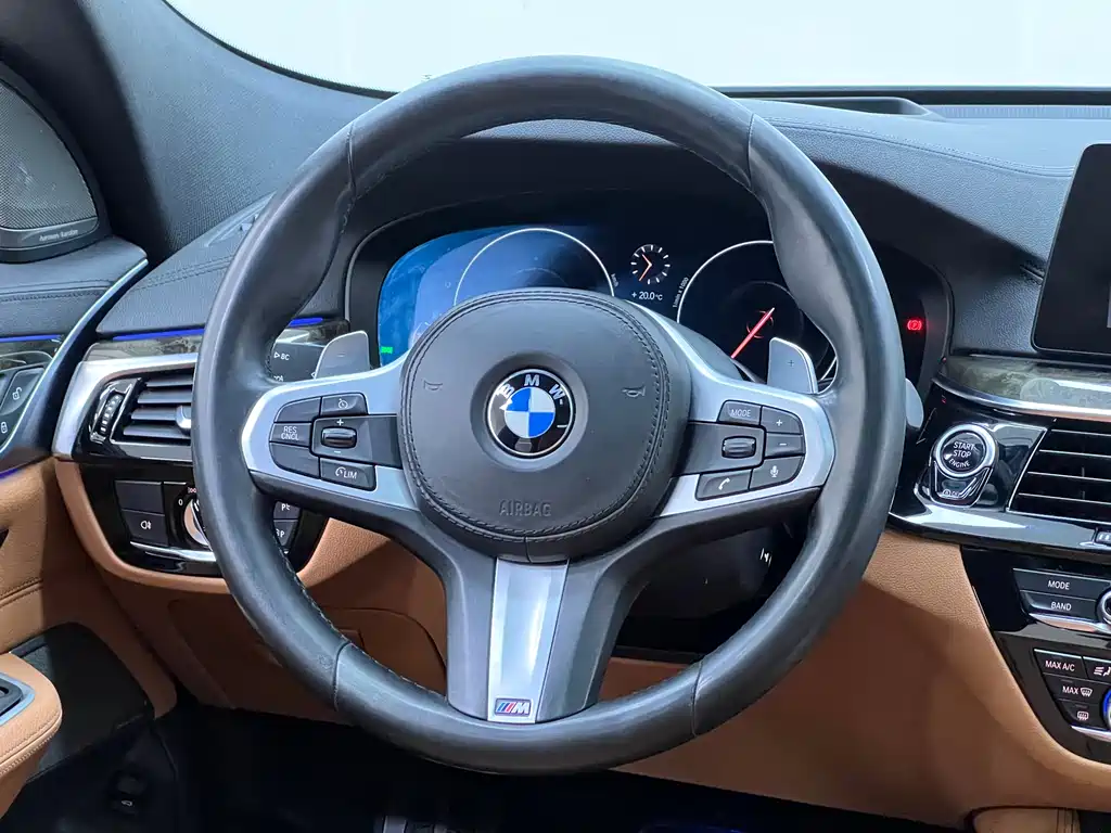 BMW 6 Series GT 2019 — фото 29