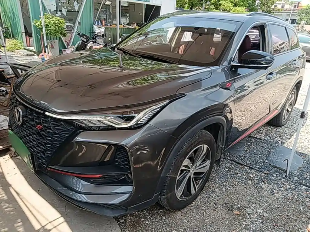 Changan CS75PLUS 2020 — фото 1